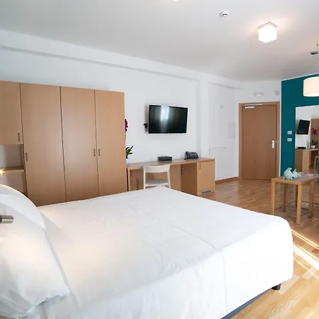 Principe Alogna & 4*